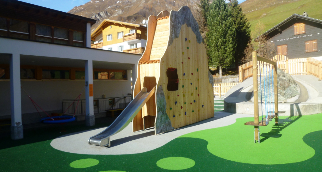 Spielplatz Schulhaus Spielplatz Schulhaus