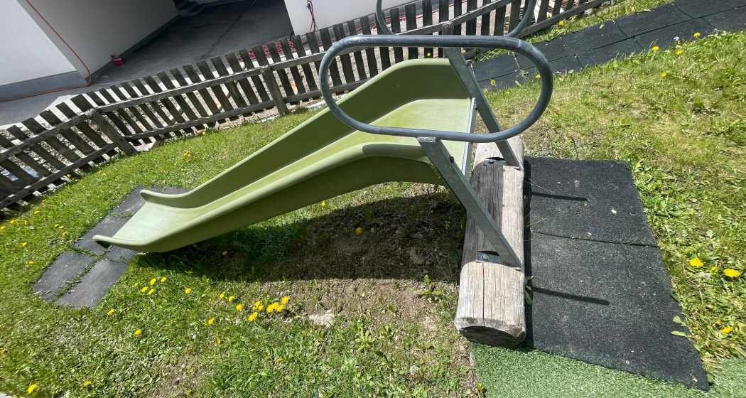 Spielplatz Schulhaus Spielplatz Schulhaus