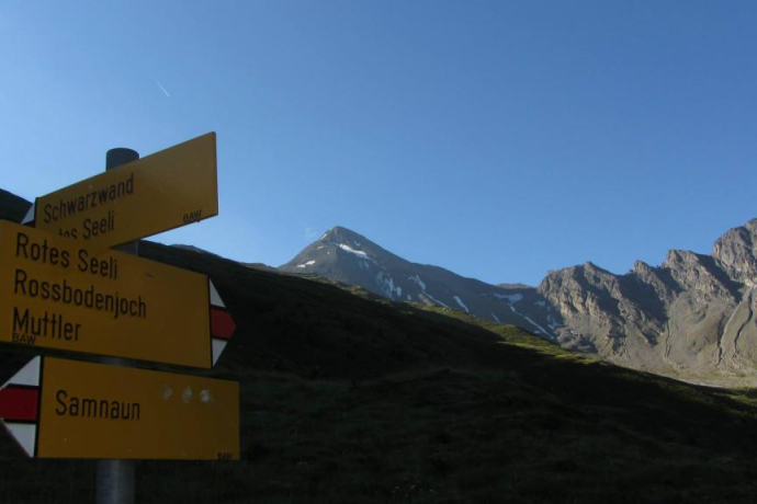 Val Maisas with a view of the Muttler Val Maisas with a view of the Muttler