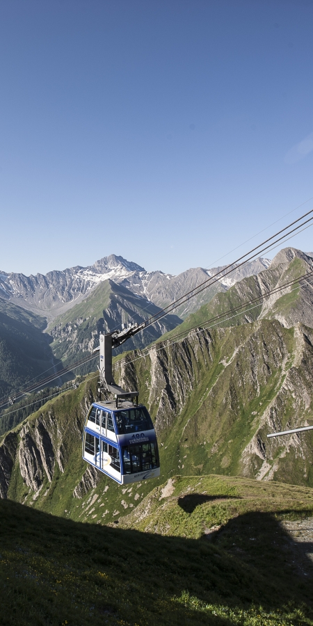 Hoch hinaus mit den Bergbahnen in Samnaun Hoch hinaus mit den Bergbahnen in Samnaun